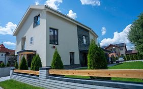 Pensiunea Gambrinus ****